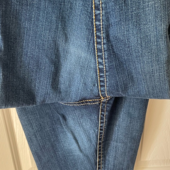 Seven7 Premium Blue Jeans - Picture 11 of 16